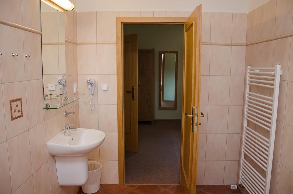 Hradec Králové 纳特奥博罗高级旅馆酒店 外观 照片